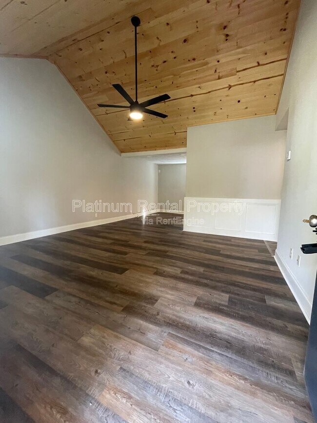 Building Photo - 189 W Jefferson St