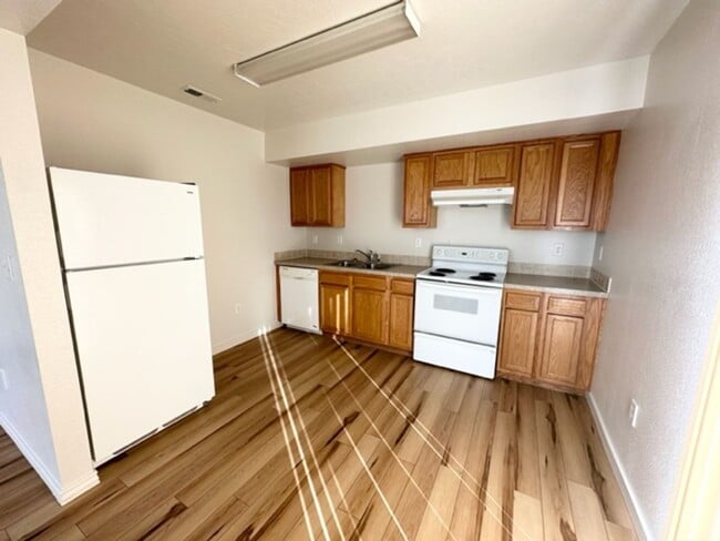 Building Photo - 3915 Washington Ave