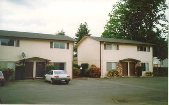 Building Photo - Maple Grove Court