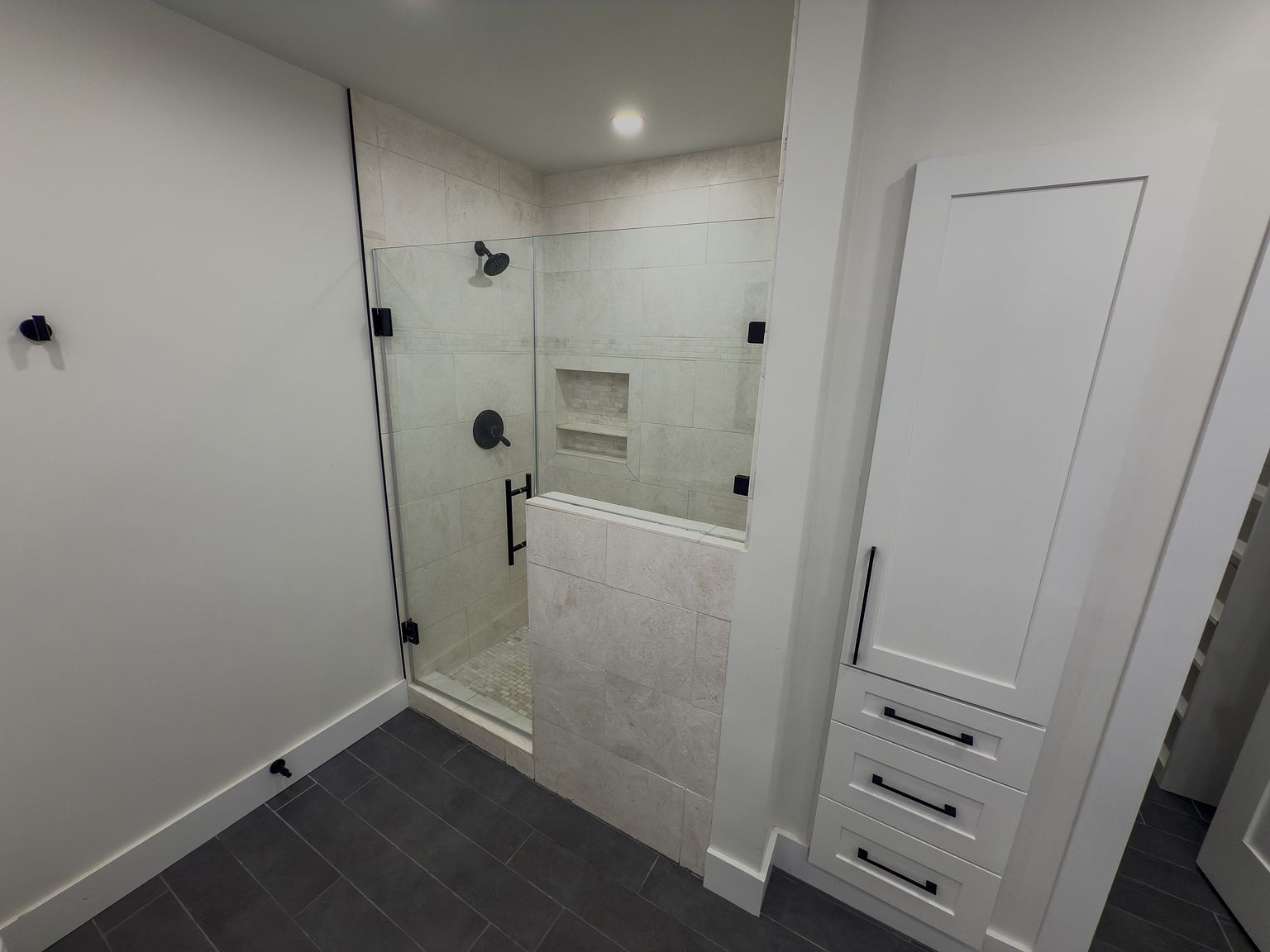 Main bathroom step-in shower with glass enclosure - 2006 Candle Ct