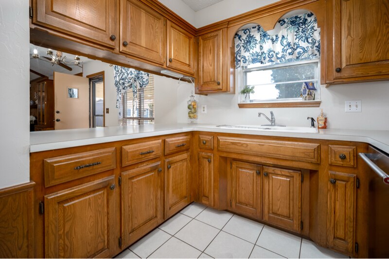 Building Photo - 1516 Craford Ct
