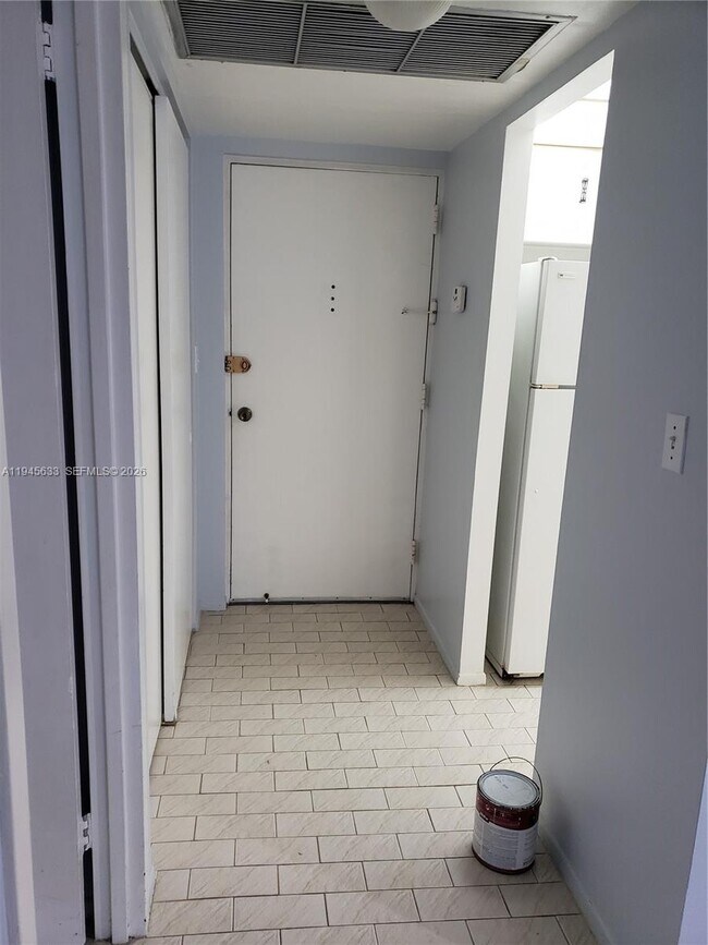 Building Photo - 200 177th Dr