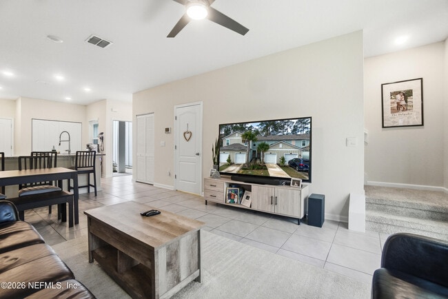 Building Photo - 78 Pasadena Dr