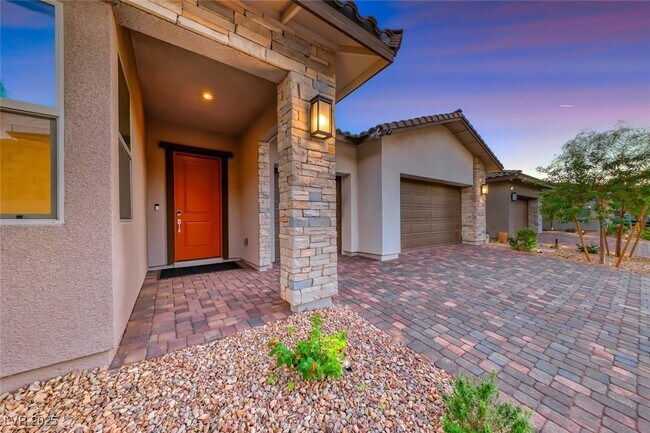 Building Photo - 375 Portus Delphini Ct