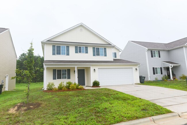 Primary Photo - Like new construction 2 story home 4 bedro...