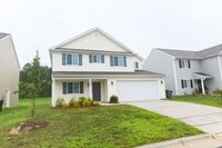 Building Photo - Like new construction 2 story home 4 bedro...