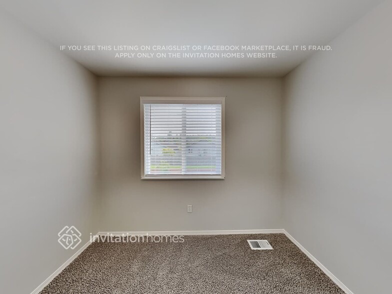 Building Photo - 11105 185th Ave E