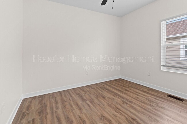 Building Photo - 4448 Evanston Ave