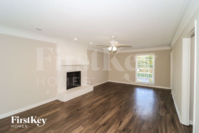 Building Photo - 675 Tealwood Ln