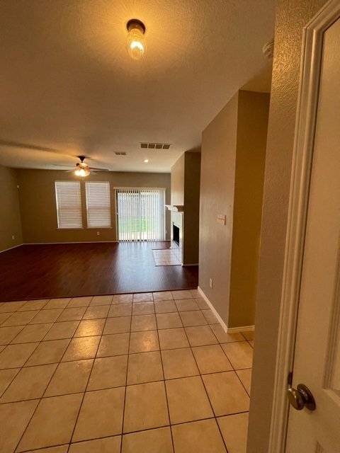 Building Photo - 5728 Bedrock Dr