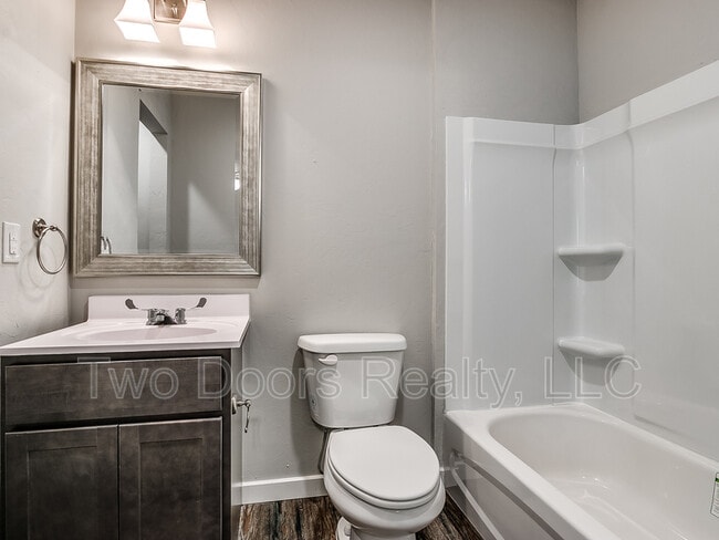 Building Photo - 2805 N Kentucky Ave