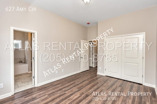Building Photo - 627 Amy Circle Tuscaloosa, AL 35404