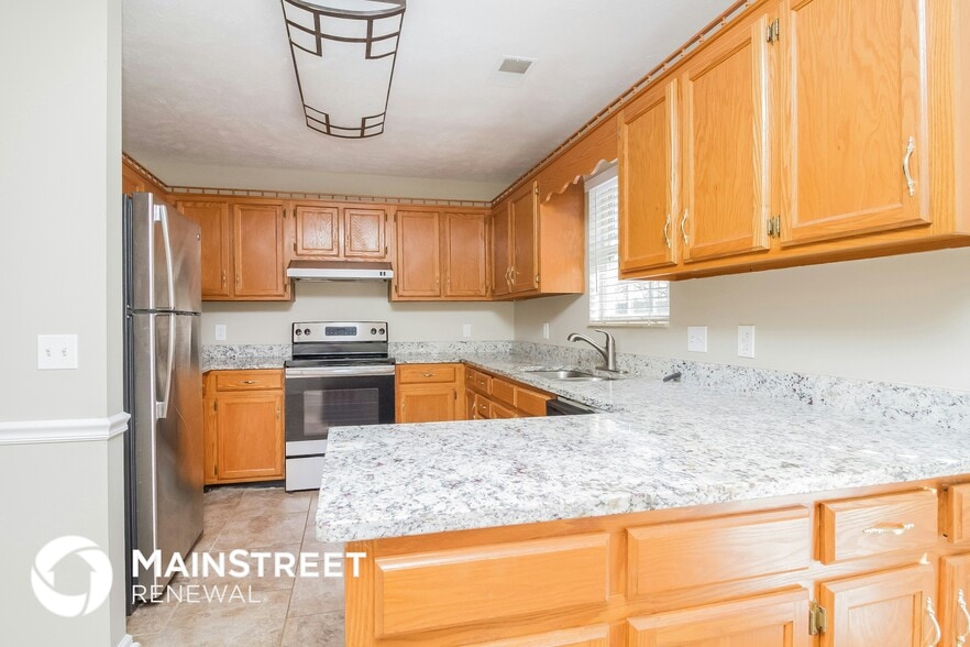 Building Photo - 1121 Burlingame Ct