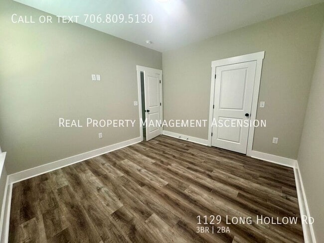 Building Photo - 1129 Long Hollow Rd