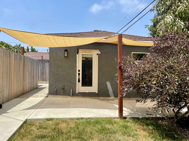 Primary Photo - 4232 Verdugo Rd