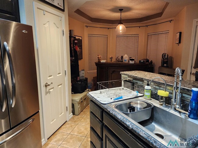 Building Photo - 4513 Sandstone Dr