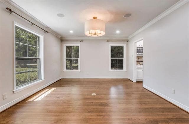 Building Photo - 6307 Deloache Ave