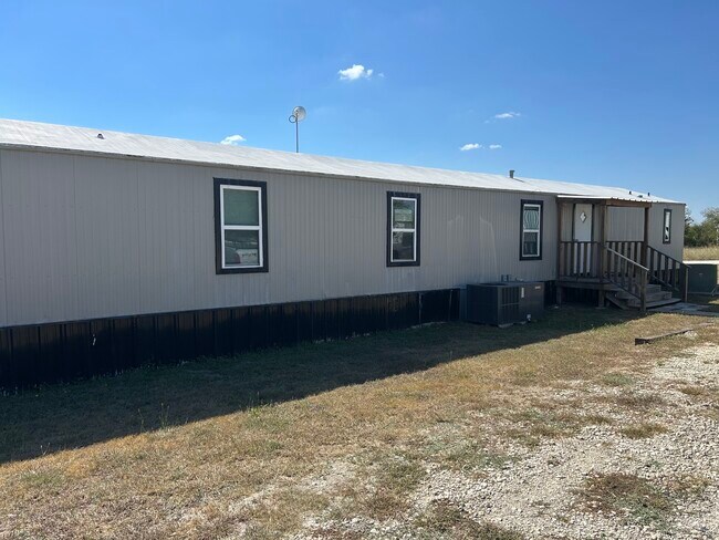 Building Photo - 820 Depot St