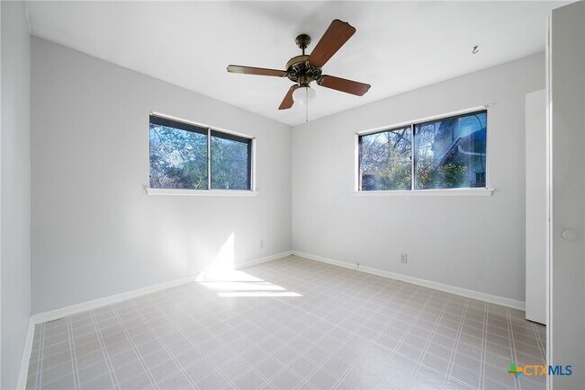 Building Photo - 130 Algarita Rd