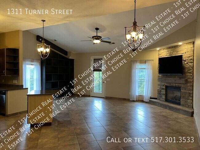 Building Photo - 1311 Turner Rd