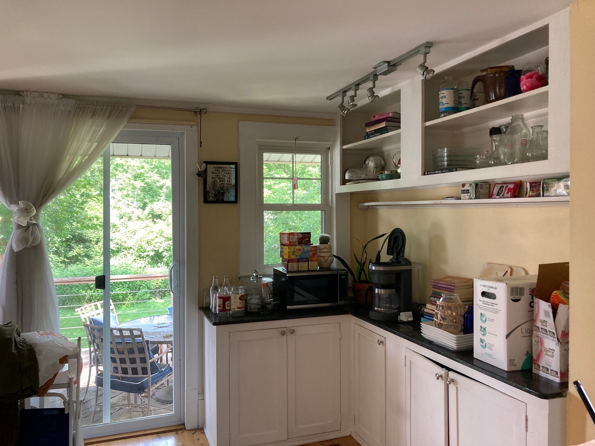kitchen - 1012 Glenwood Ave