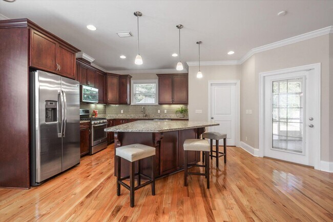 Building Photo - 5185 Holly Fern Trce