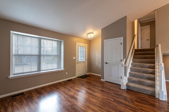Building Photo - Wonderful 4-bed, 3-bath home adjacent to walking paths and parks