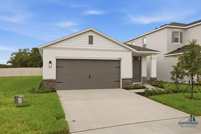 Building Photo - New Wynnstone Community 4 Bed / 2 Bath Home