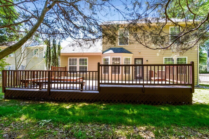 Building Photo - 5321 Botany Bay Dr