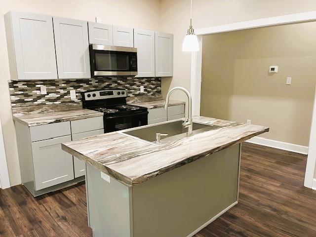 Building Photo - 1115 Boulevard