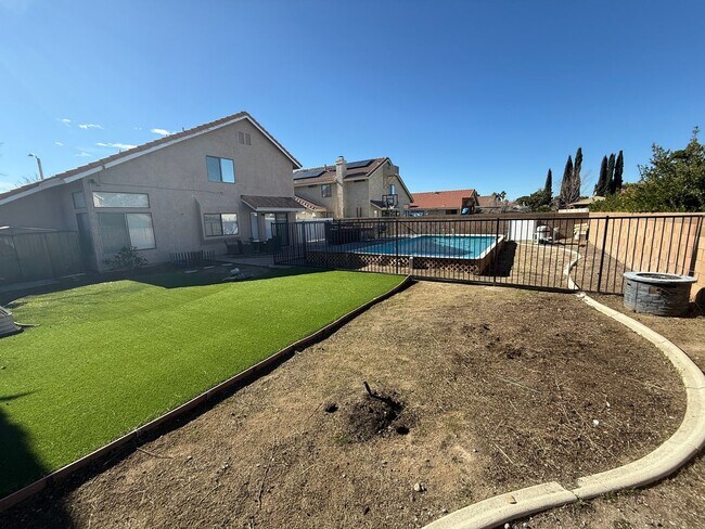 Building Photo - Spacious 4-Bedroom Home with Solar, Pool & Spa in Lancaster!