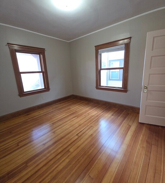 Building Photo - 6 Hoyle St