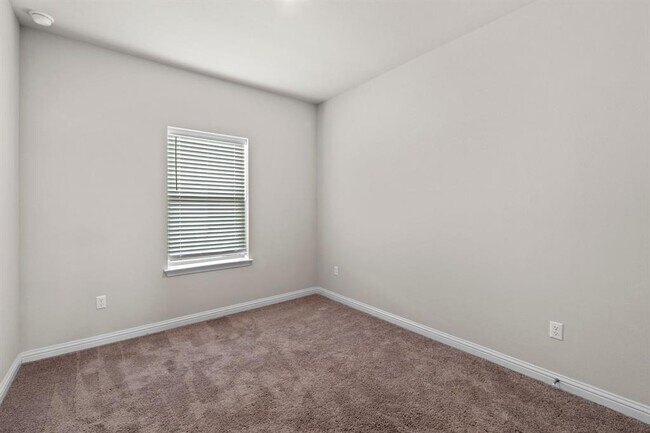Building Photo - 7907 Mellencamp Dr