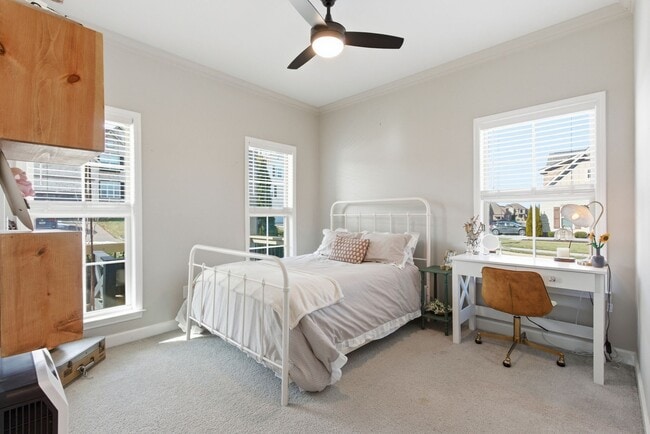 Building Photo - 2046 Lequire Ln