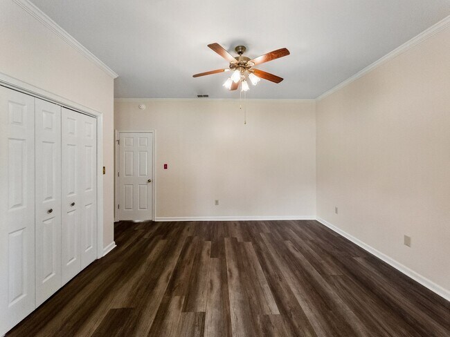 Building Photo - 153 Ponderosa Dr