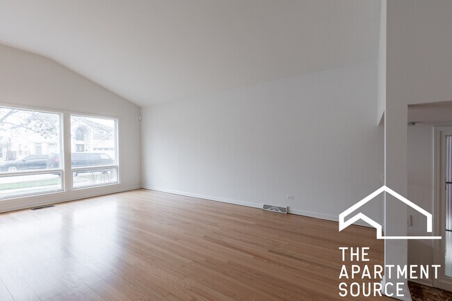 Building Photo - 6711 N East Prairie Rd