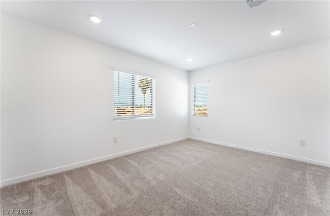 Building Photo - 2112 Abraham Ave