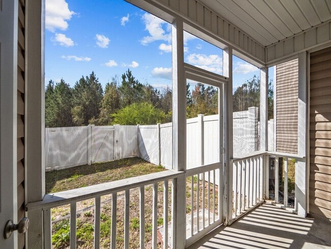 Building Photo - Welcome to Carolina Forest!