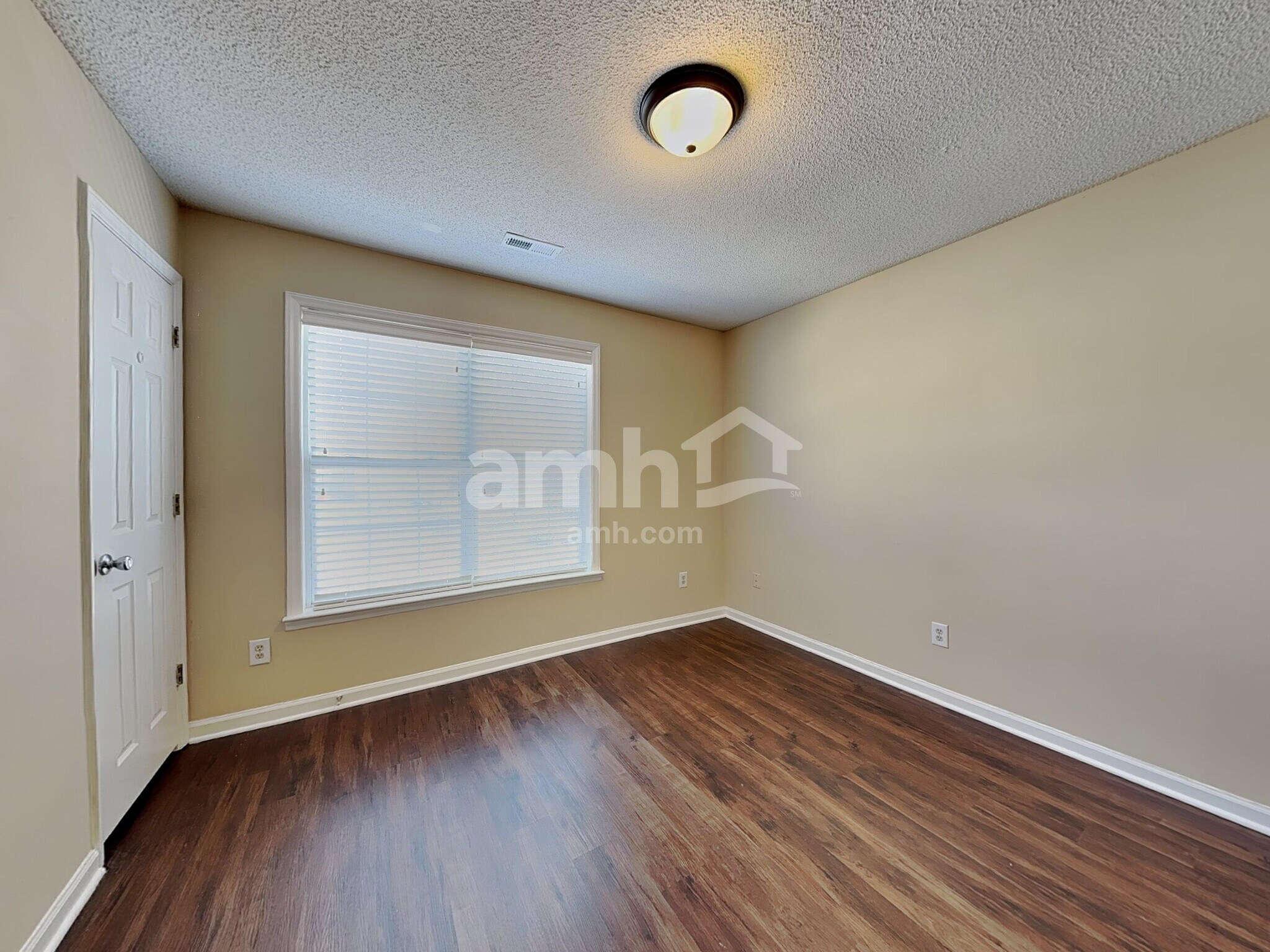 Building Photo - 4013 Wellingham Ln