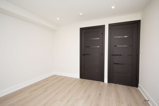 Building Photo - 2541 Turner St