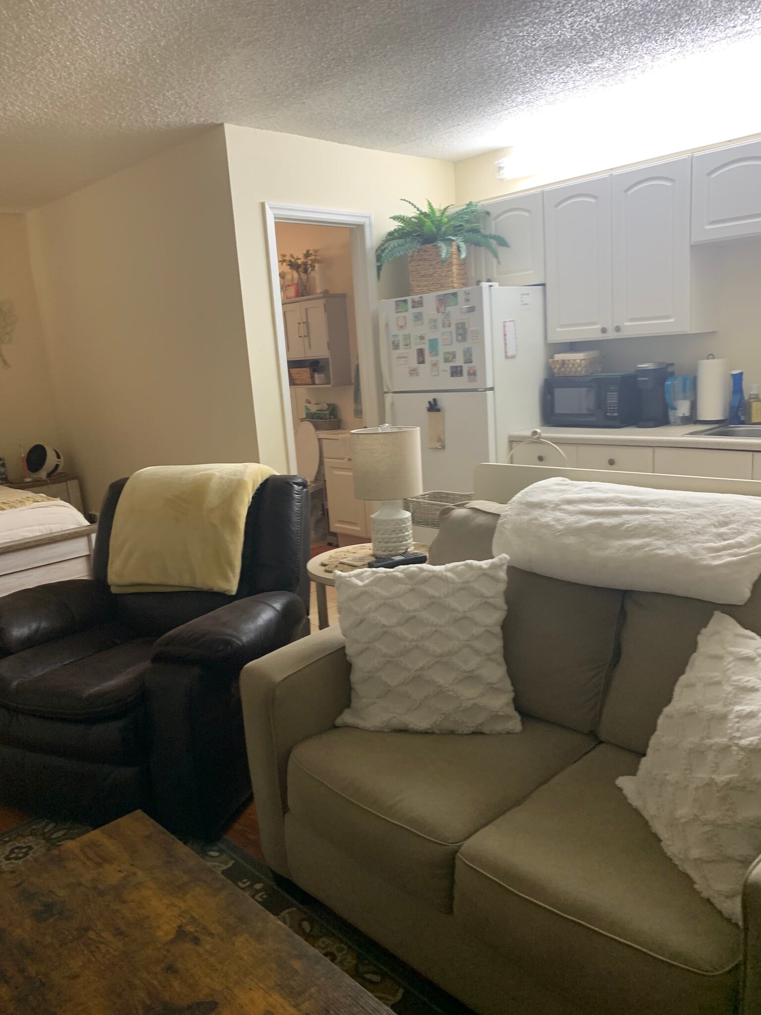 Building Photo - 1061 SE Monterey Rd