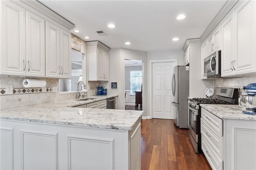 Building Photo - 4735 Bryn Ridge Ct