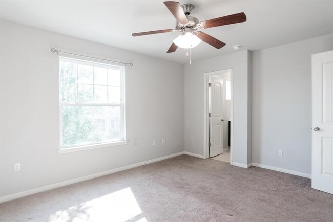 Building Photo - 114 Gambel Oak Way