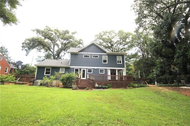 Building Photo - 3293 Covington Hwy
