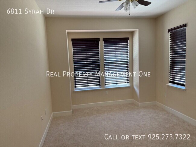 Building Photo - 6811 Syrah Dr