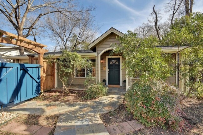 Building Photo - 1909 Winsted Ln