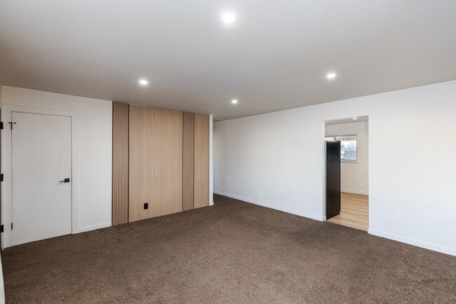 Building Photo - 4821 S 4180 W