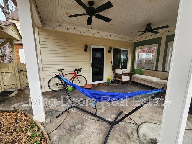 Building Photo - 2551 Worthington Ave