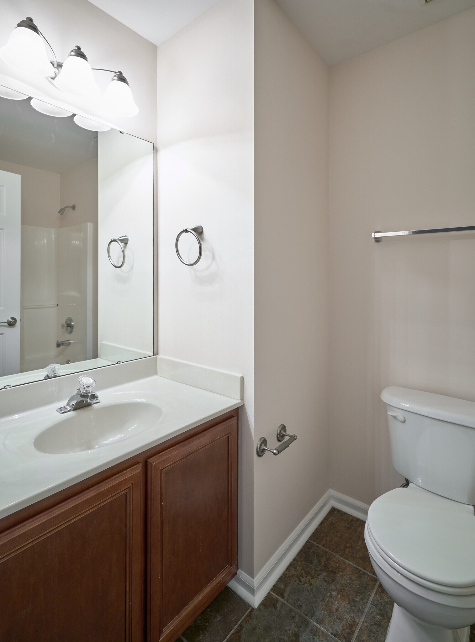 Building Photo - 420 Canewood Pl