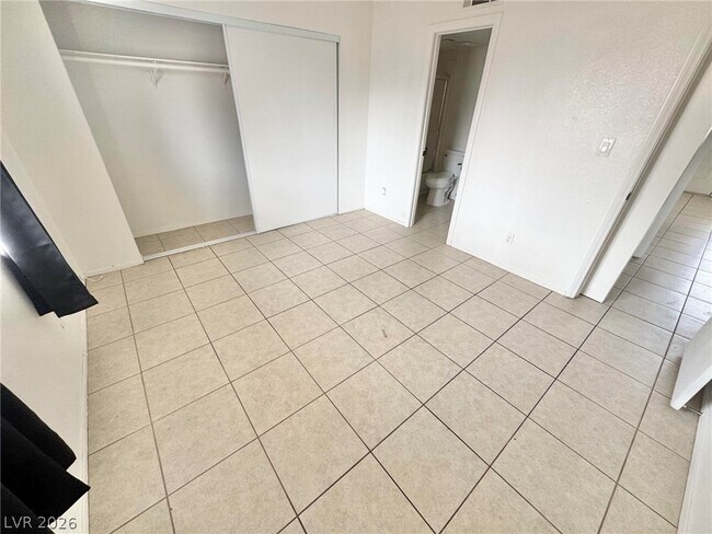 Building Photo - 1608 Burningwood Ln